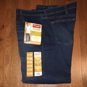 Men’s Wrangler Five Star Premium Denim Relaxed Fit Jeans